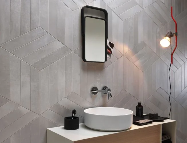 jwsigpro_cache_87b26c22f0_italgraniti-impronta-metaline-bagno-orizzontale